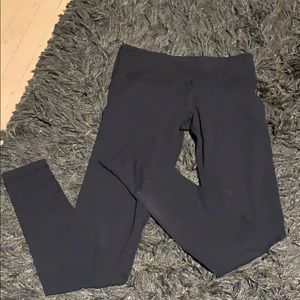 Black Lululemon leggings